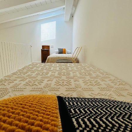Palazzo Ma.Ri.Lu. Otel Càbras Dış mekan fotoğraf
